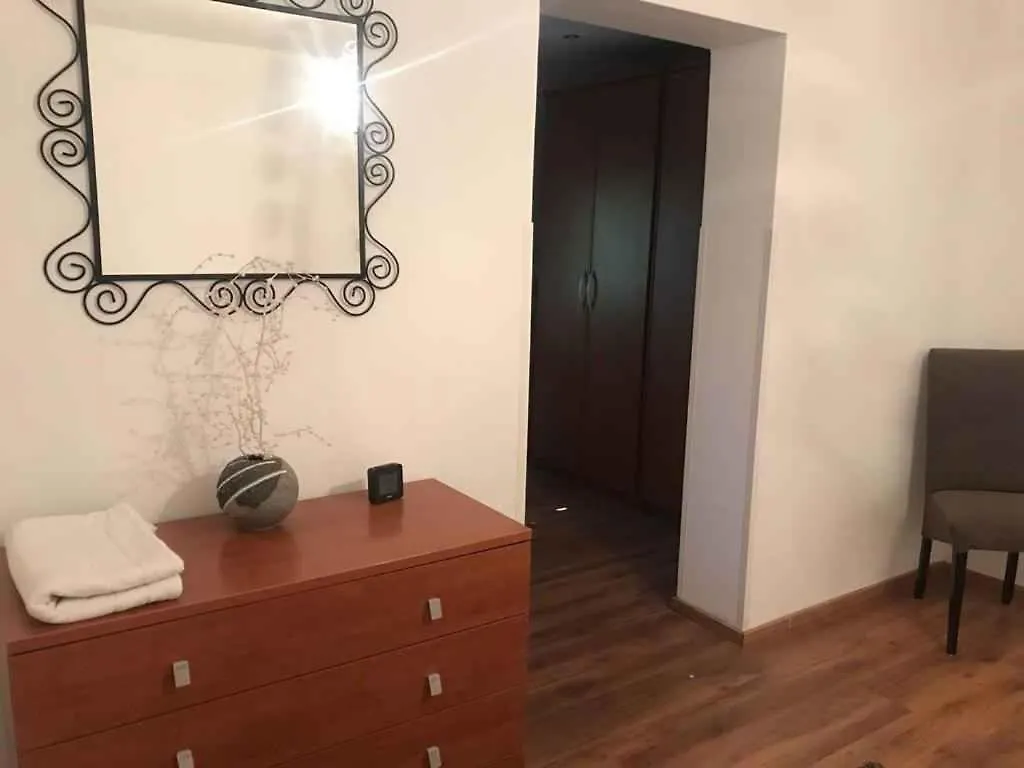 Apartment In Novi Vinodolski 40299